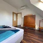 2 Bedroom 107 M2 Loft With Balcony Budapest