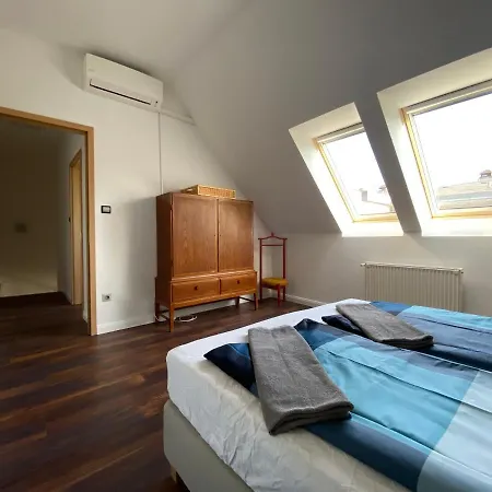 2 Bedroom 107 M2 Loft With Balcony Appartement Budapest