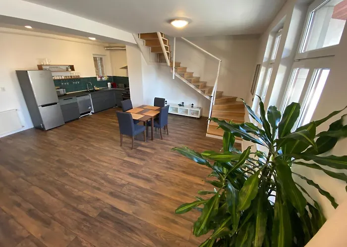 2 Bedroom 107 M2 Loft With Balcony