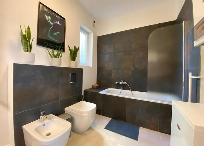 Appartement 2 Bedroom 107 M2 Loft With Balcony Budapest